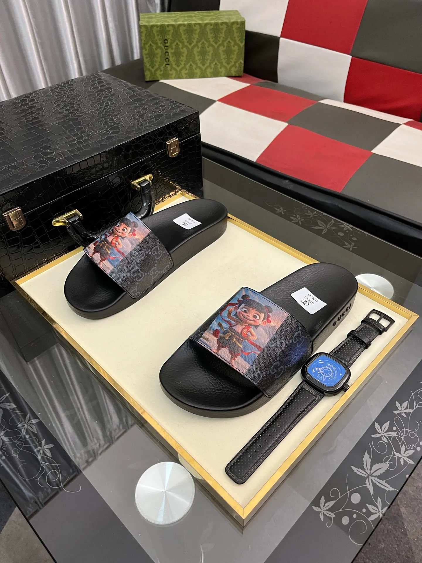 Men's Men's Shoes💰220⌚️⌚️ＧＵＣＣＩ.Gucci.Official website 1:1 popular slippers on sale! Original original material 🩴 SIZE: 38-46 (45.46 non-refundable)
